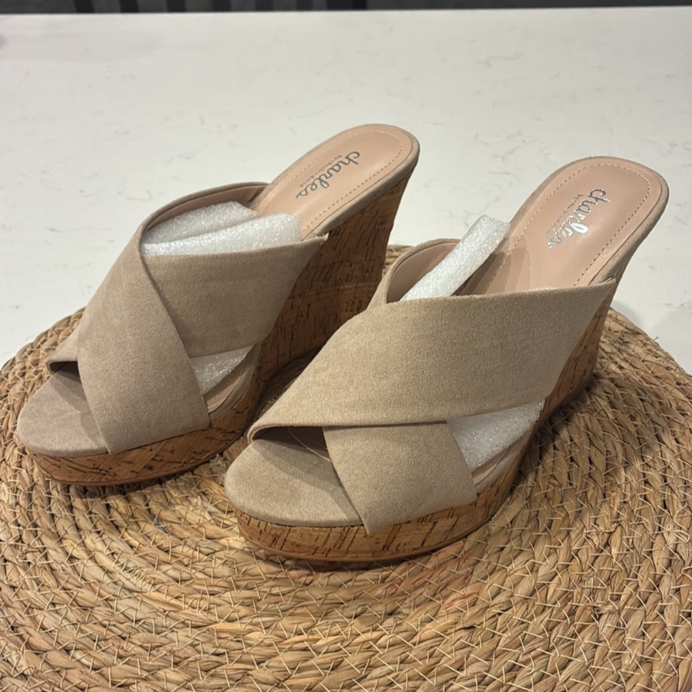 BNWOT Charles by Charles David Tan Wedges